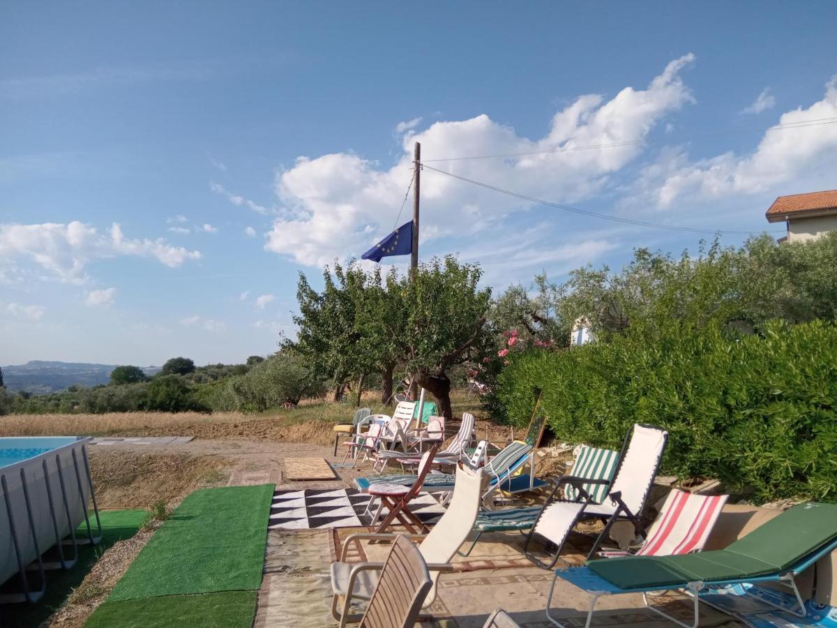 Bed&Breakfast Giardino Agritourist Controguerra Luaran gambar