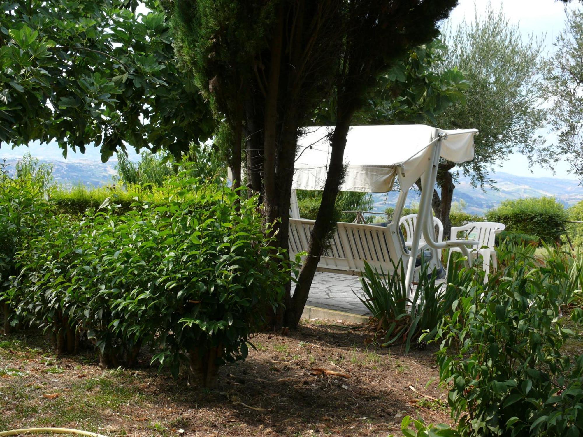 Bed&Breakfast Giardino Agritourist Controguerra Luaran gambar