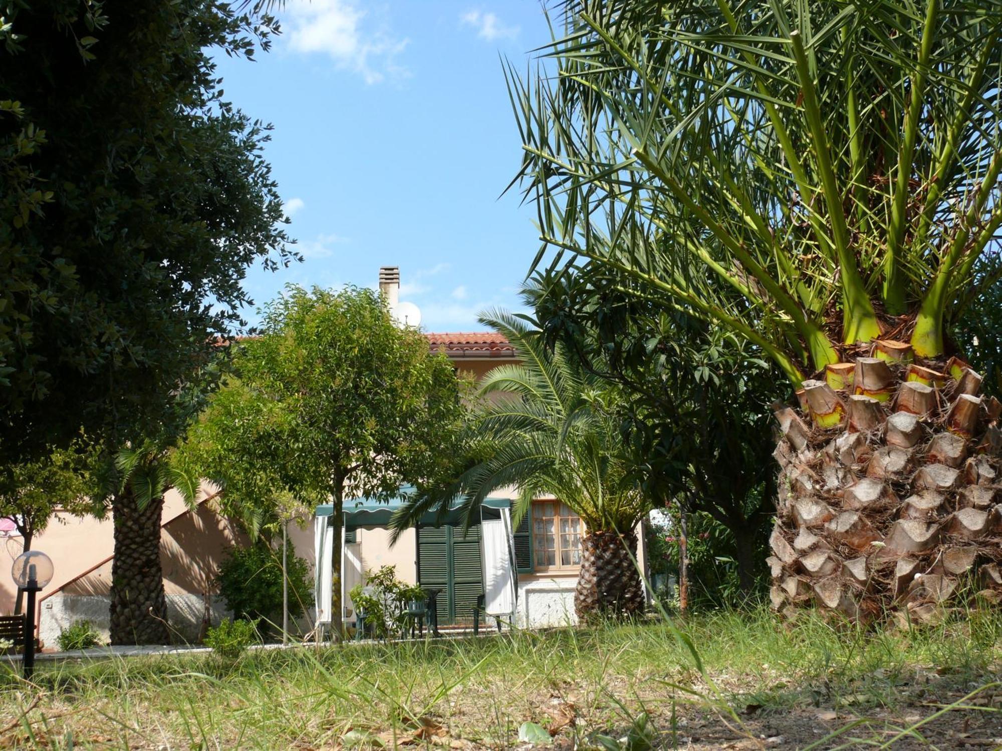 Bed&Breakfast Giardino Agritourist Controguerra Luaran gambar